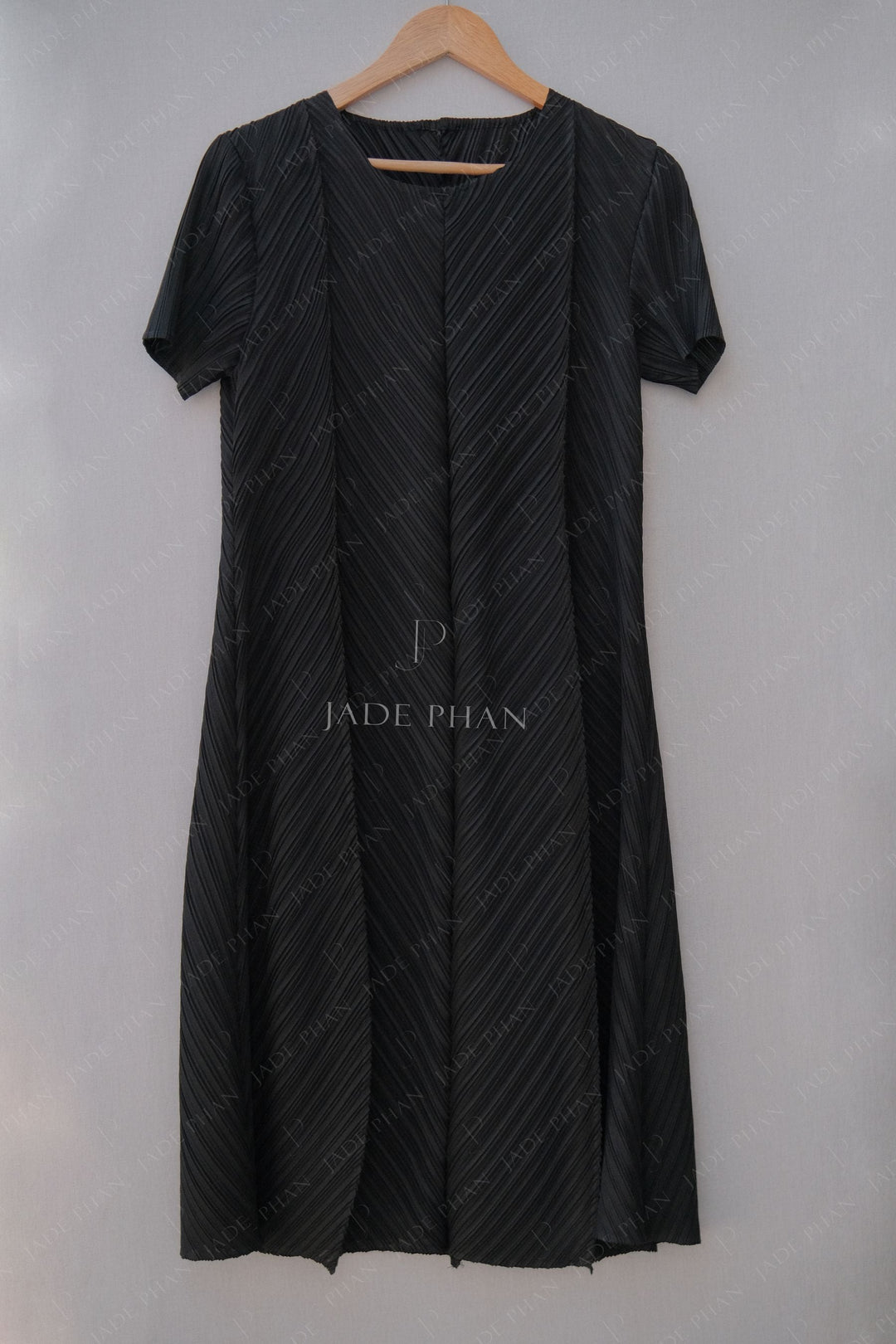 CLARIE Pleated Dress - Black